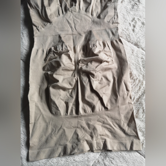 NWOT FRANATO SHAPER. SIZE L - Picture 15 of 16